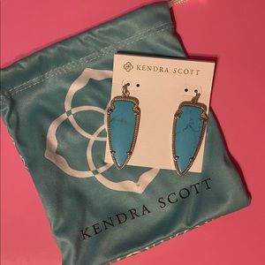 *NEW* Kendra Scott Turquoise Arrowhead earrings